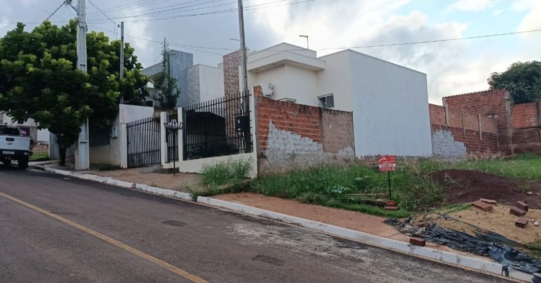 Terreno de 160 m² no Jardim Itália